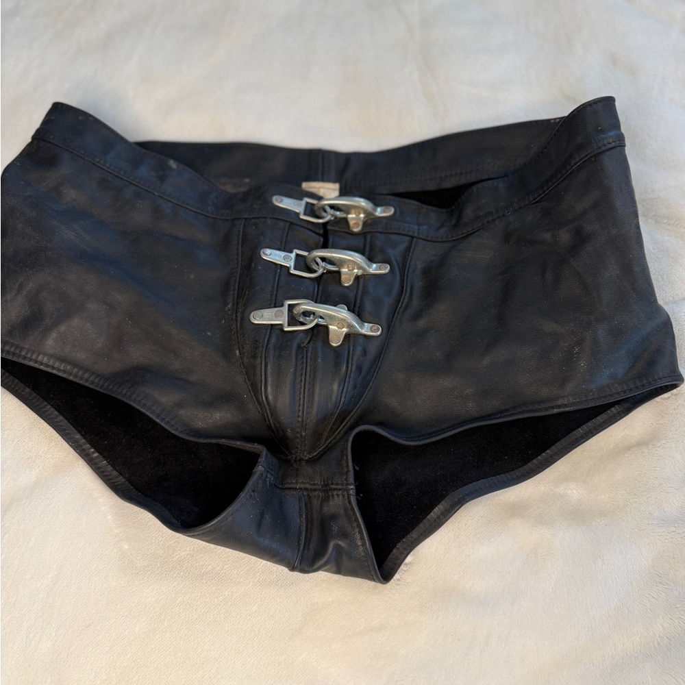 Vintage BODY LEATHER Canada Black Leather Fireman Briefs - Clasp Front - Size 34